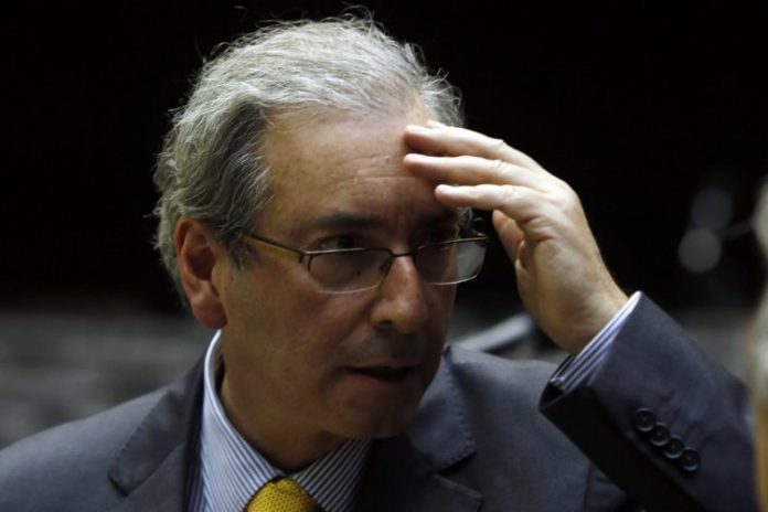 Eduardo Cunha é alvo de operação por denúncia envolvendo combustível de aviação