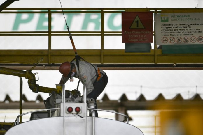 Governo minimiza reação do mercado e aposta em recuperação rápida da Petrobrás