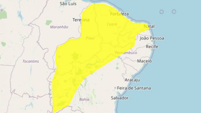 Inmet emite alerta amarelo de chuvas intensas para 98 cidades da Paraíba
