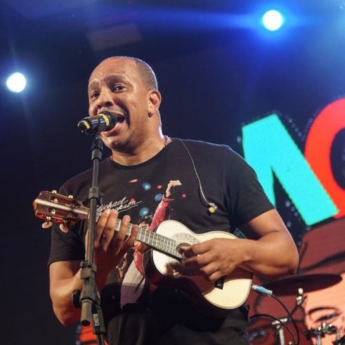 Vocalista do Molejo é acusado de estupro por jovem de 21 anos; cantor nega