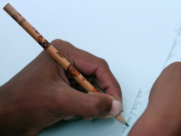 Professores e servidores da educação entram em greve em Campina Grande e ano letivo pode não começar