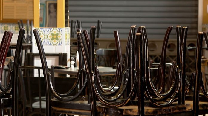Fecomércio entende que decretos ‘punem injustamente’ bares e restaurantes que cumprem protocolos sanitários no RN