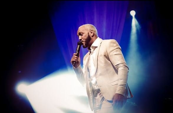 Show do cantor Belo vira caso de polícia no Rio de Janeiro