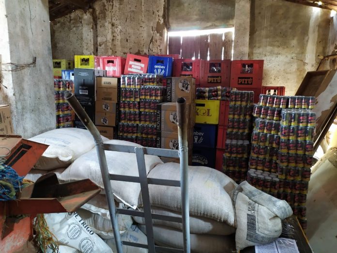 Carga de bebidas roubada em PE é recuperada em sítio em Barra de São Miguel, na Paraíba
