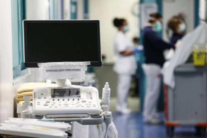 Covid-19: Leitos de UTI da rede privada entram em colapso no interior de MG