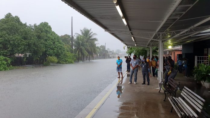 Três alertas de perigo de chuvas são emitidos pelo Inmet para João Pessoa e outras 112 cidades da PB