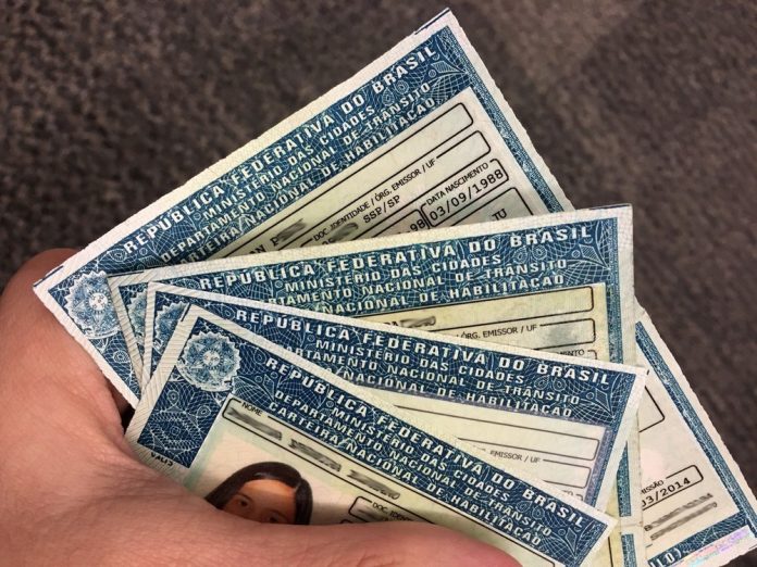 Preço da CNH tem diferença de mais de R$ 500 em autoescolas de João Pessoa, diz Procon