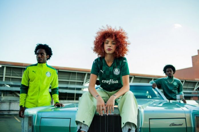 Com modelos negros, campanha de novo uniforme do Palmeiras é alvo de ataques racistas