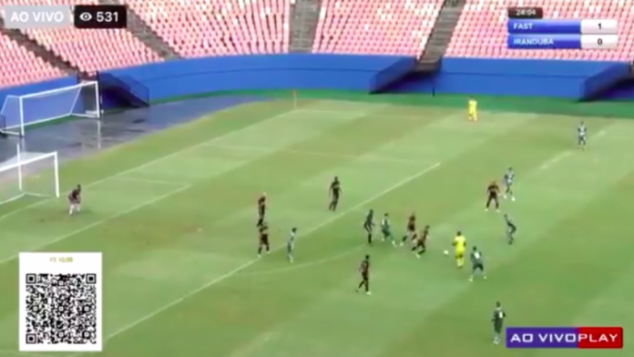 Vale Puskás? Meia dá caneta em adversário e anota gol que Pelé não fez; assista