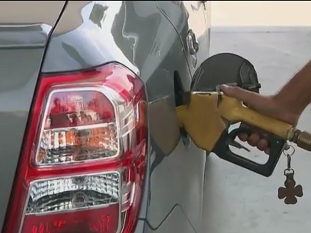 Menor preço da gasolina sobe 9 centavos durante uma semana em João Pessoa, diz Procon