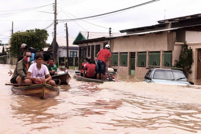Bolsonaro anuncia MP com R$ 450 milhões para regiões em calamidade pública
