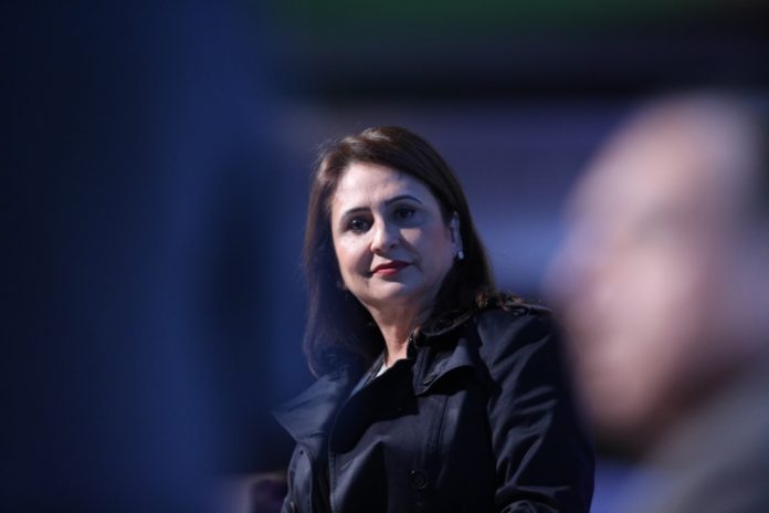 Kátia Abreu defende estabilidade como ‘garantia de um serviço público eficiente’