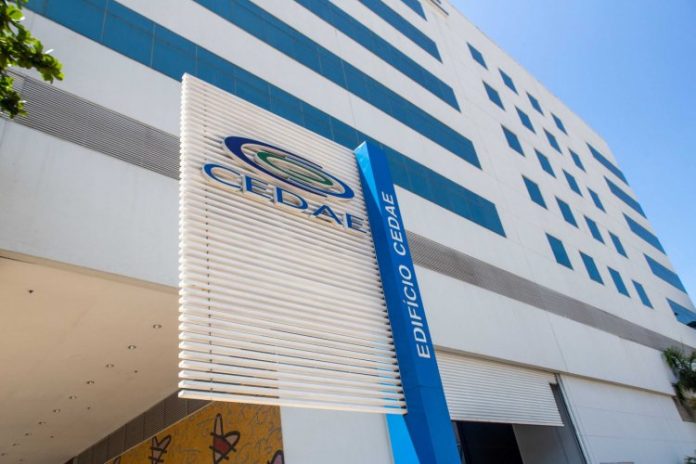 Quinze grupos mostram interesse em leilão da Cedae