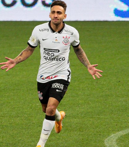 Em jogo movimentado, Corinthians e Athletico-PR empatam em 3 a 3 no Brasileirão