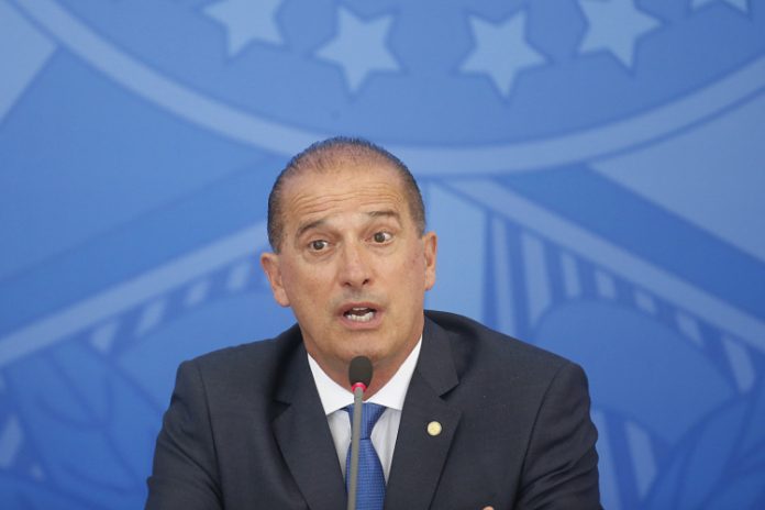 Bolsonaro oficializa Onyx Lorenzoni na Secretaria Geral da Presidência; João Roma assume Cidadania