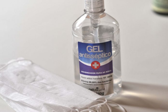 Ministério Público determina investigação sobre álcool em gel da Giovanna Baby