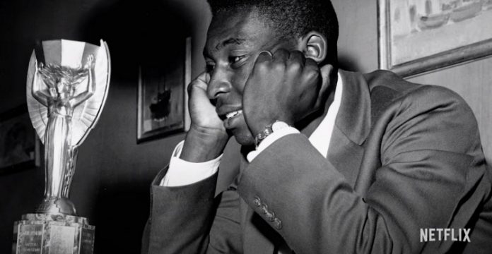 Documentário sobre Pelé na Netflix vale muito pelas imagens