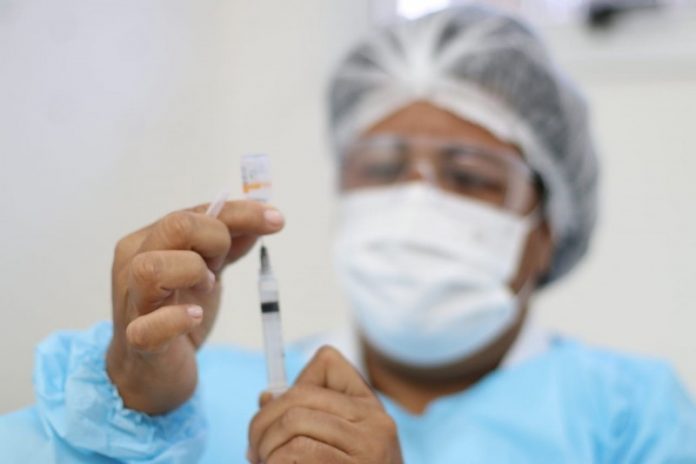 Vacinação contra Covid-19 para agentes de endemias começa nesta quarta (3), em João Pessoa