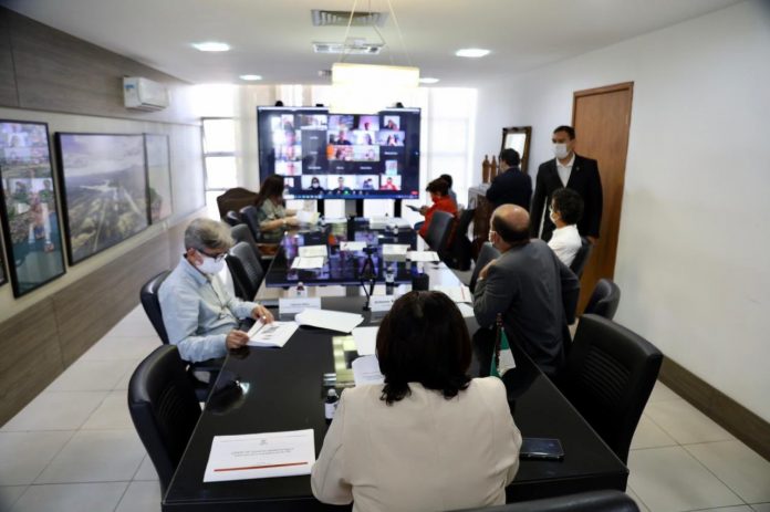 Governadora anuncia decreto com recomendação para bares e restaurantes fecharem às 22h no RN