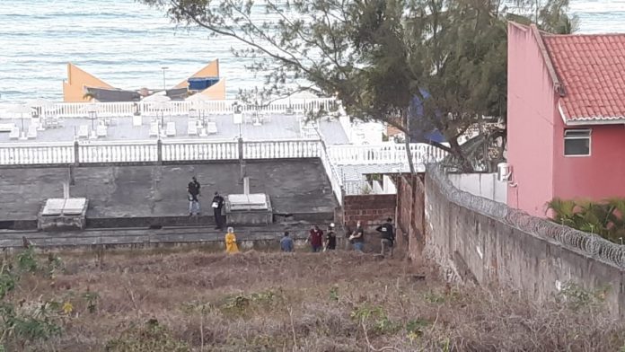 Corpo de homem é encontrado na Vila de Ponta Negra em Natal