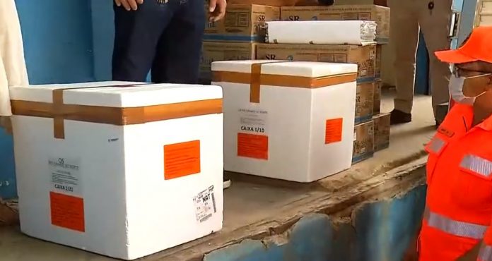 Covid-19: Governo começa distribuição de novo lote com 35 mil doses da vacina de Oxford aos municípios do RN