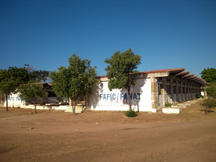Uern lança edital para pagar auxílio de inclusão digital de R$ 1 mil a estudantes em vulnerabilidade socioeconômica