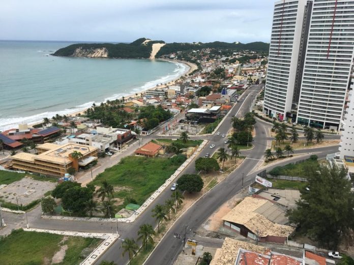 Prefeitura de Natal autoriza provisoriamente uso de áreas não edificantes em Ponta Negra