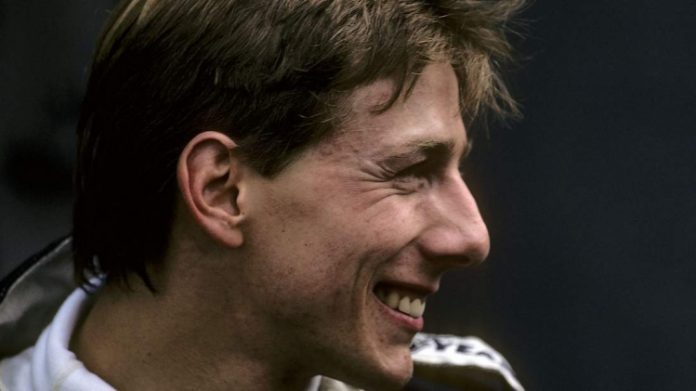 Fórmula 1: Companheiro de Senna na Lotus, Johnny Dumfries morre aos 62 anos