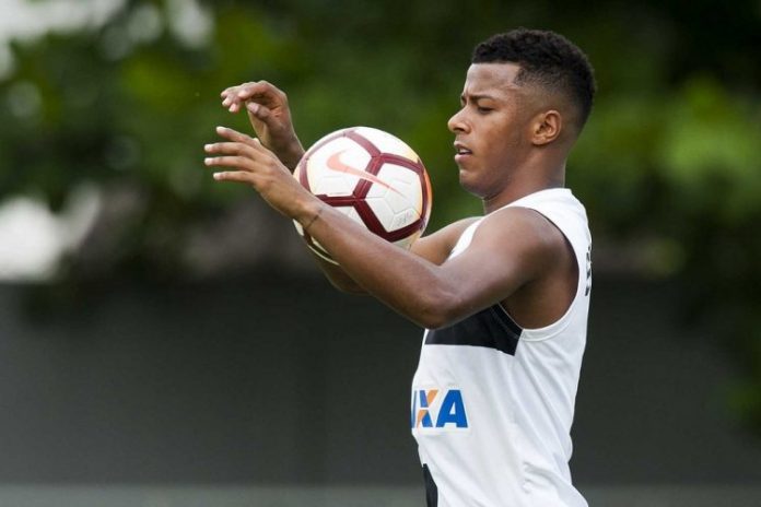 Arthur Gomes, do Santos, recusa oferta de empréstimo da Ponte Preta