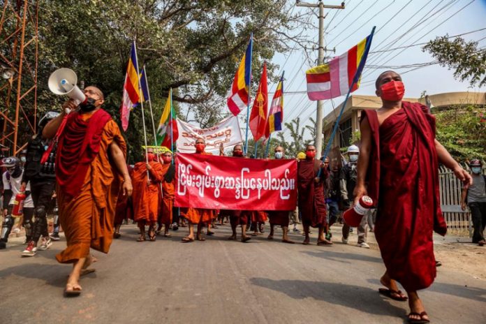 Exército do Myanmar faz nova acusação contra Suu Kyi, que será investigada por suborno