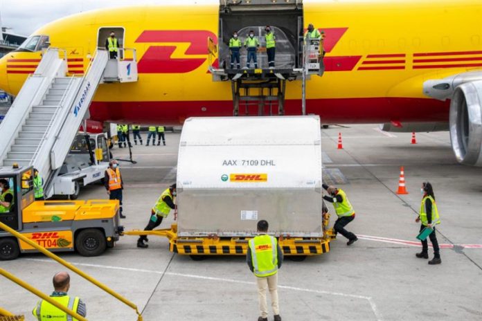 Colômbia é o primeiro país da América Latina a receber vacinas da Covax