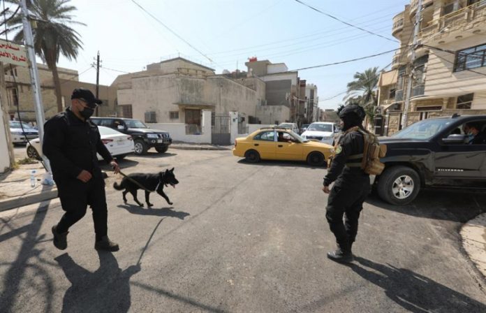 Base militar dos Estados Unidos no Iraque é atingida por 10 foguetes