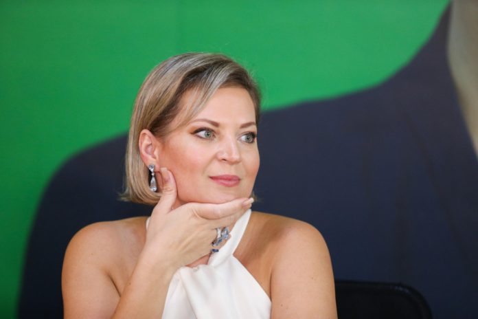 ‘Se houver polarização entre Lula e Bolsonaro, o caminho é o aeroporto’, diz Joice Hasselmann