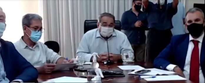 Audiência de conciliação entre prefeitura de Natal e governo do RN sobre decretos termina sem acordo