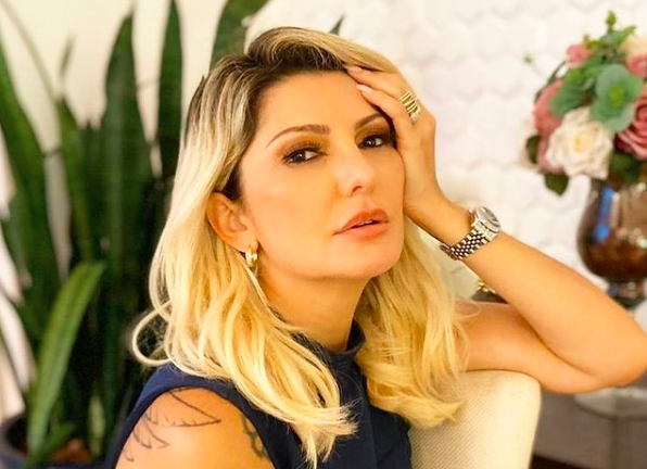 ‘Lula pode voltar a ser presidente porque prega sexo, drogas e rock and roll’, diz Antônia Fontenelle