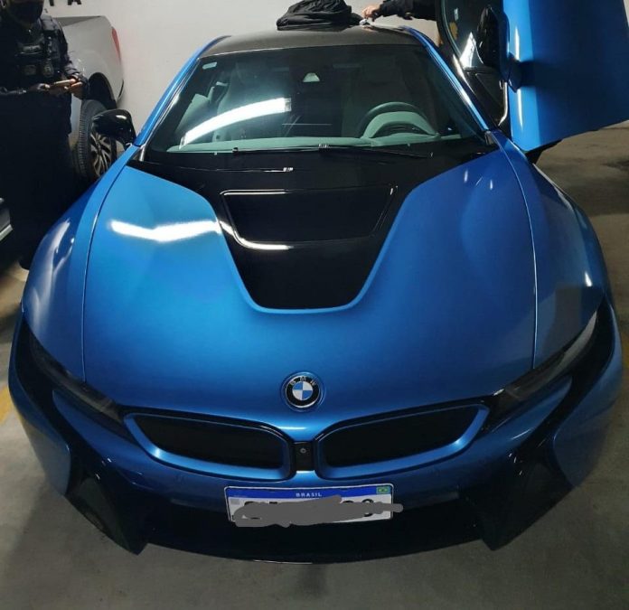 Duas pessoas são presas suspeitas de esquema de pirâmide financeira, na Paraíba