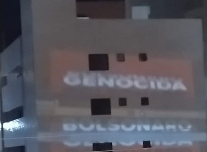 Bairros de João Pessoa registram panelaço contra o presidente Jair Bolsonaro