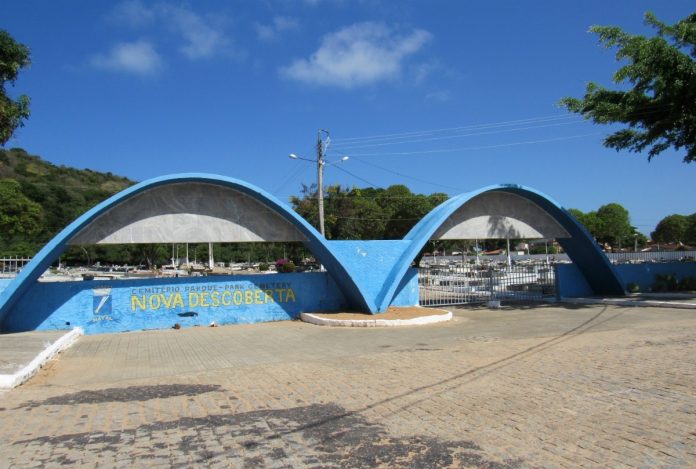 Natal fecha cemitérios públicos para visitação e limita a 10 pessoas acesso a sepultamentos