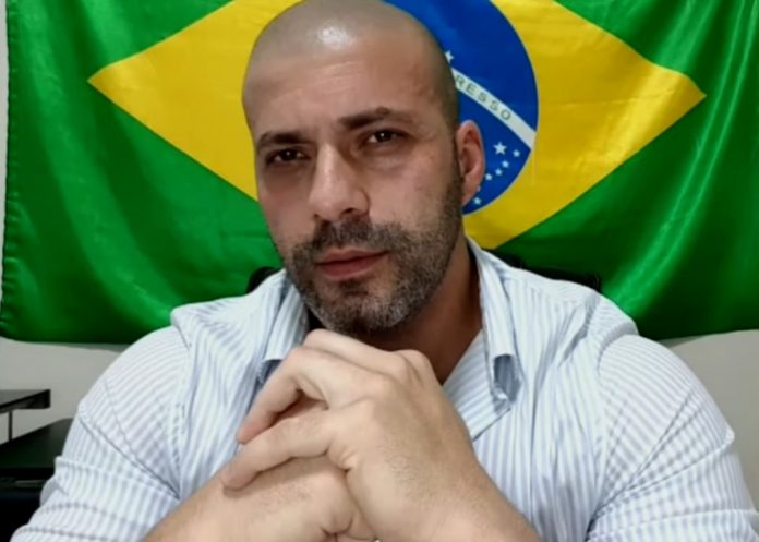 ‘O que fizeram comigo foi pior que o AI-5’, diz Daniel Silveira