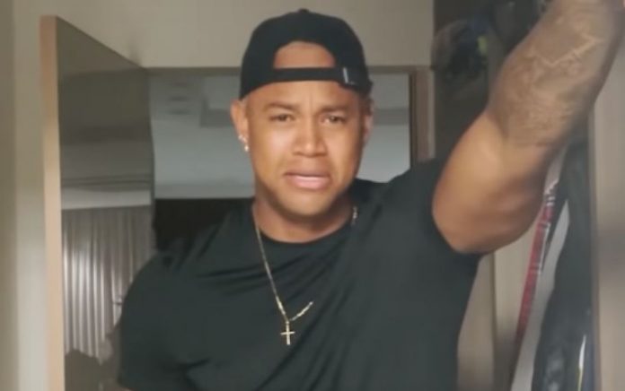 Lore Improta divulga vídeo da reação de Léo Santana descobrindo que será pai; assista