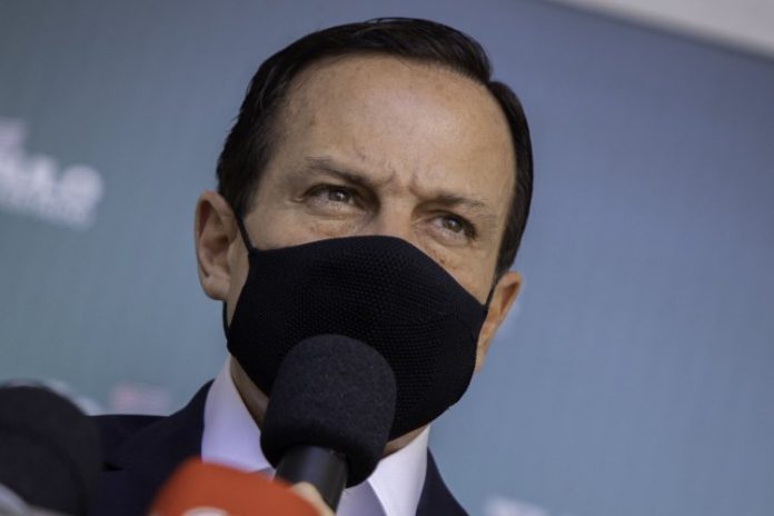 Governo Doria prorroga proibição de jogos de futebol em SP até 11 de abril