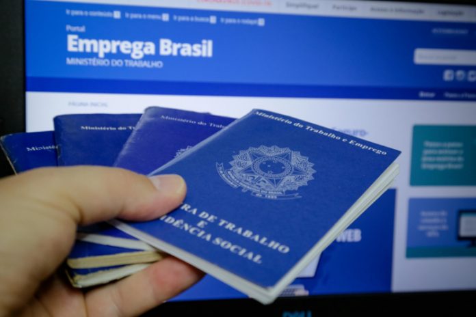 Programa para a manutenção do emprego deve atingir 4 milhões de trabalhadores