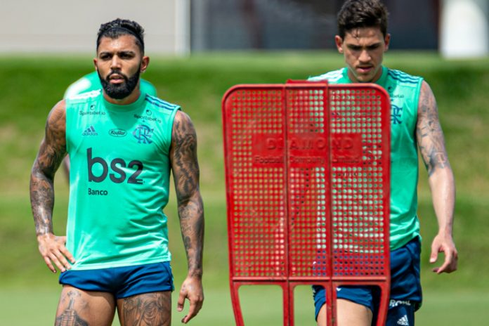 Gabigol se reapresenta ao Flamengo após polêmica em cassino; Arrascaeta segue no Uruguai