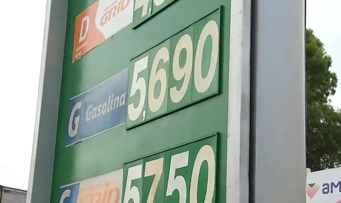 Natal tem gasolina mais cara entre capitais do Nordeste e 3ª no país, diz ANP