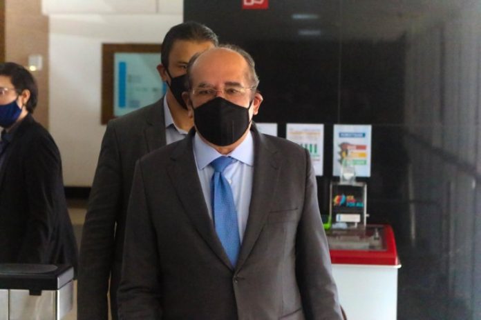 Em resposta a Araújo, Gilmar Mendes diz que governo também é responsável por ‘desastre’ na pandemia