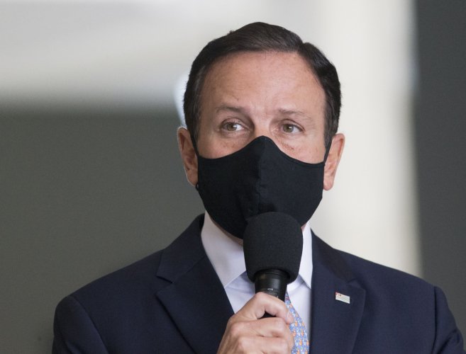 Governo de SP negocia fornecimento adicional de oxigênio nesta segunda