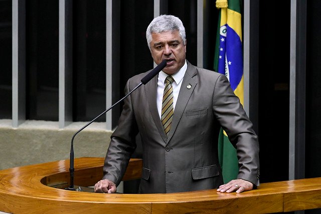 Com Covid-19, morre o senador Major Olimpio