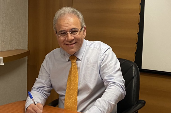 Bolsonaro escolhe Marcelo Queiroga para substituir Pazuello no Ministério da Saúde