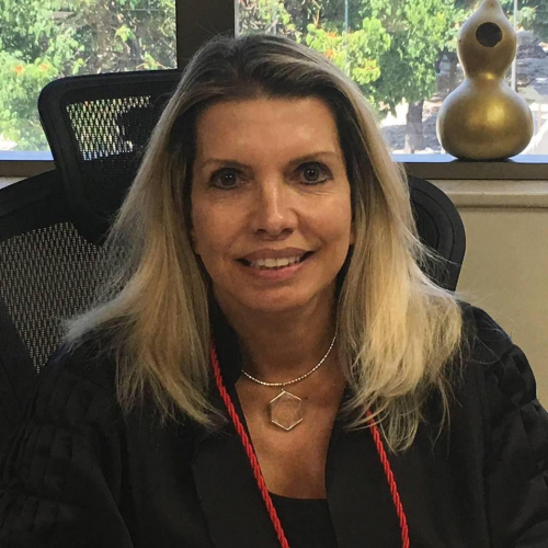 Depois de se retratar, desembargadora que caluniou Marielle é absolvida pelo STJ