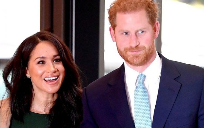 Meghan e Harry tocaram em temas sensíveis para os britânicos, que cobram respostas da realeza
